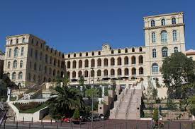 Hôtel-Dieu dans le quartier du Panier